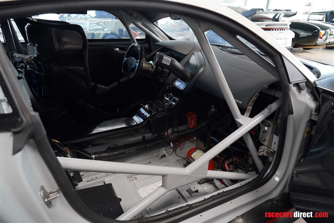 2x-audi-r8-lms-gt3-ultra-2012-2013