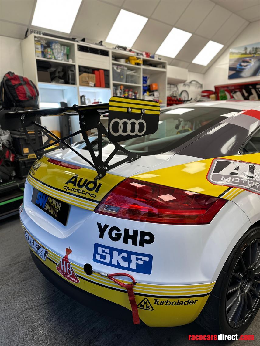 audi-tt-cup-car