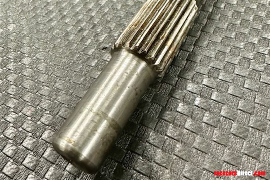 gearbox-shaft-hewland-fg400