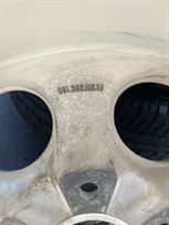 porsche-944-turbo-cup-magnesium-wheel-collect