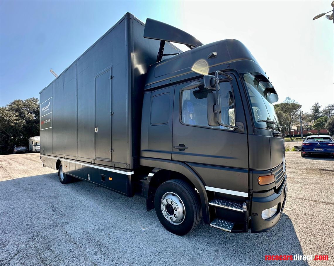 mercedes-atego-racing-totally-refitted