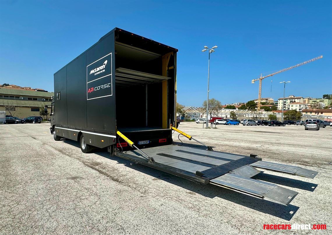 mercedes-atego-racing-totally-refitted