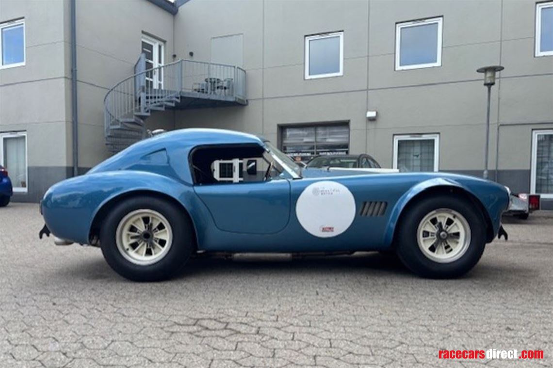 1965-shelby-cobra-roadster-fia-racecar