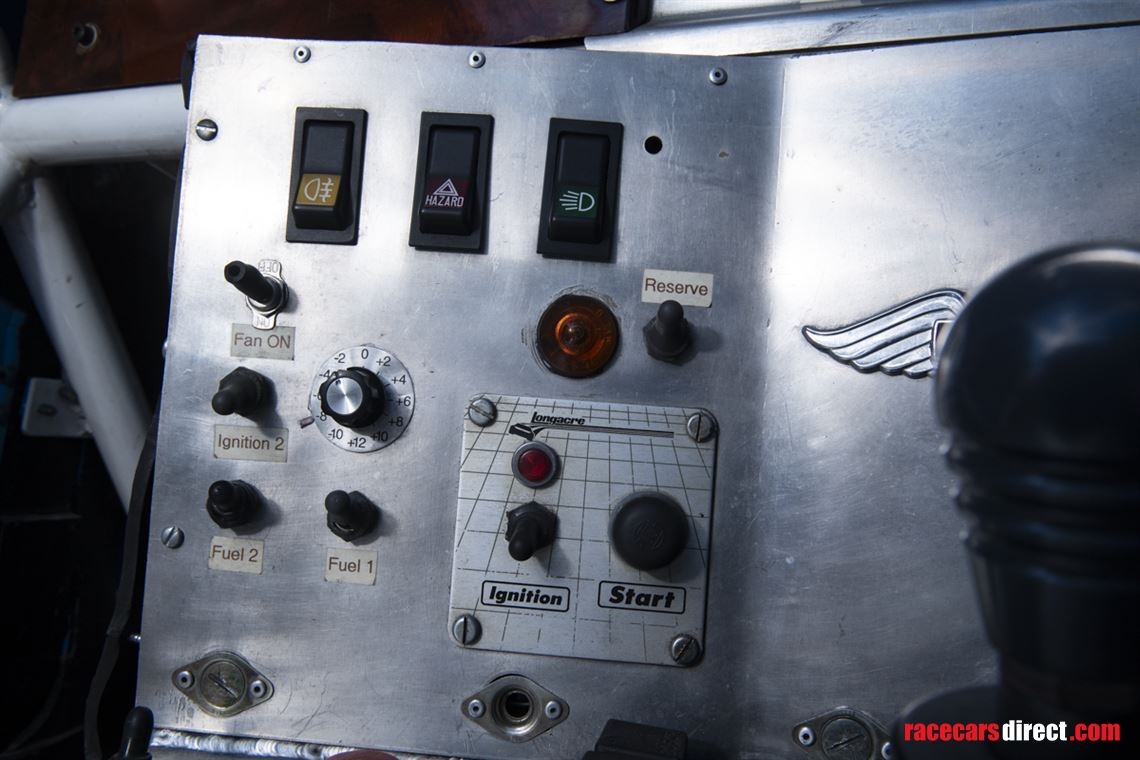 morgan-plus-8-gtr-big-blue