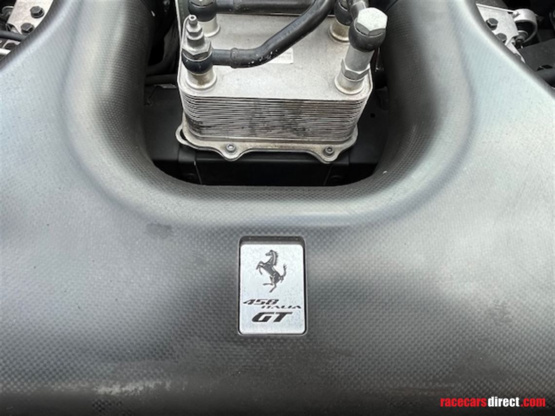 ferrari-458-challenge-2011