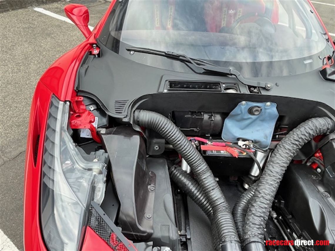 ferrari-458-challenge-2011