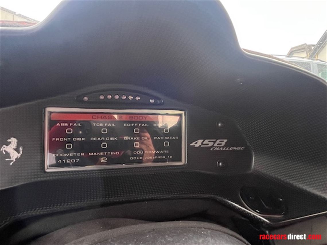 ferrari-458-challenge-2011