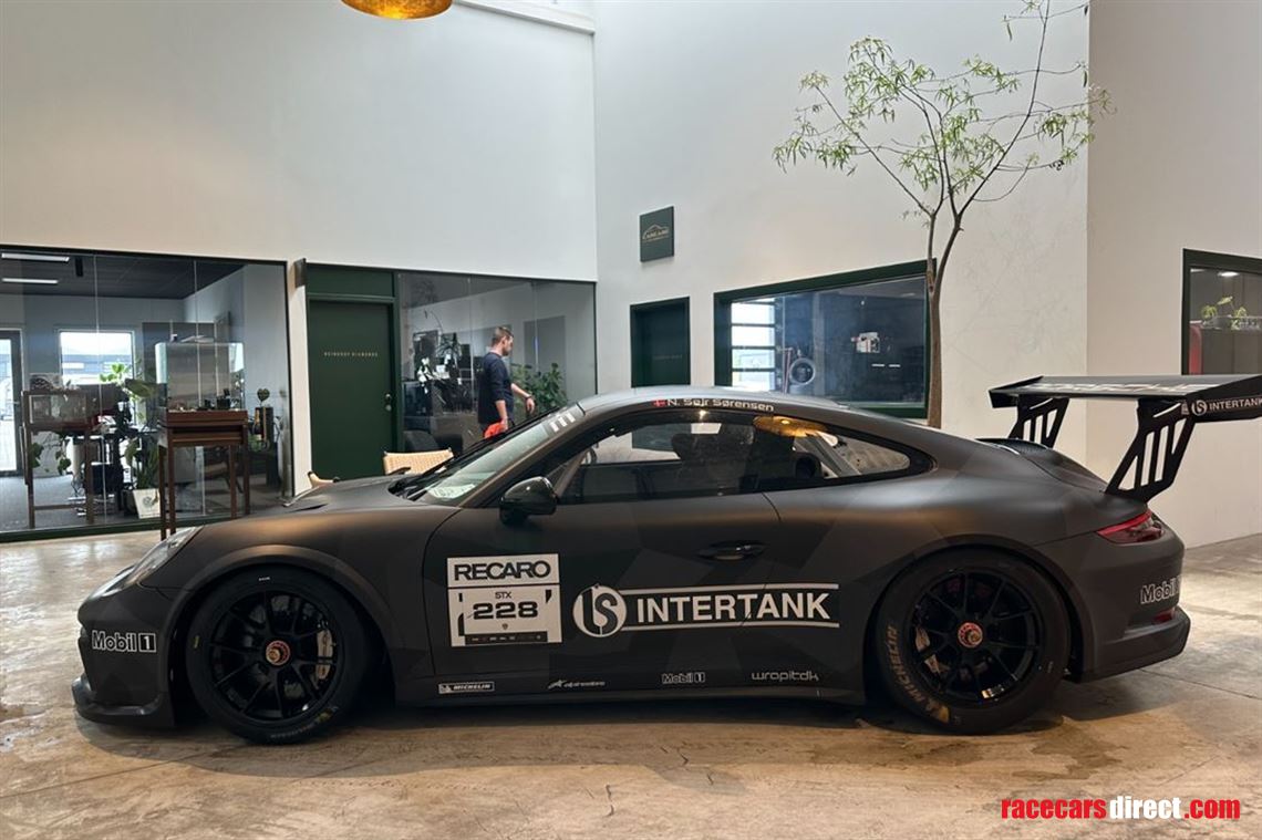 porsche-9912-gt3-cup---mint-condition---race