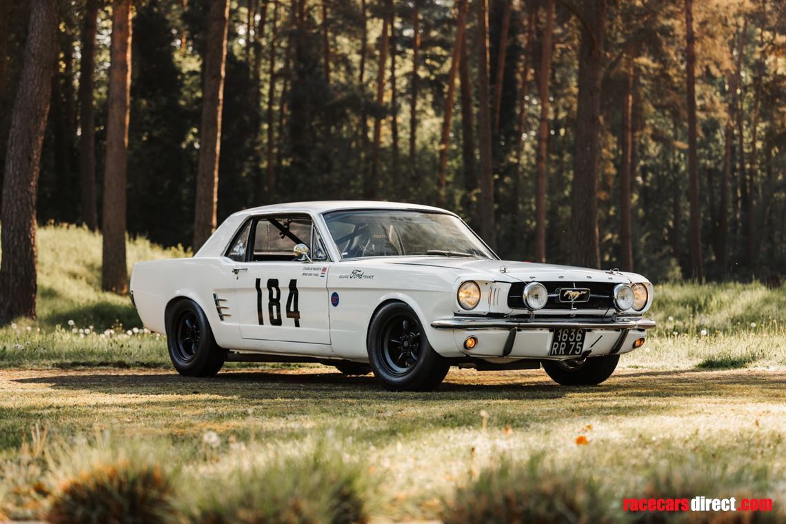 1965-ford-mustang-race-car