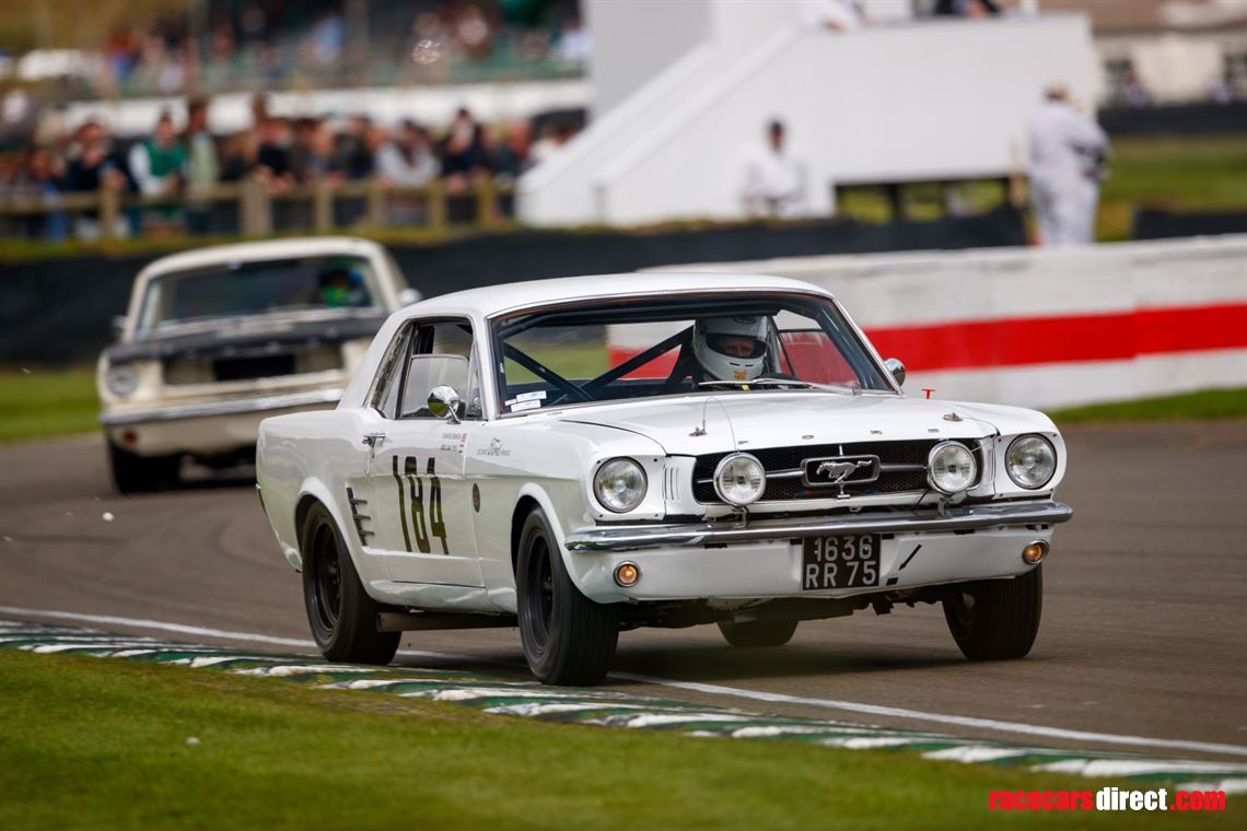 1965-ford-mustang-race-car