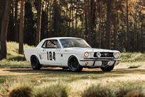 1965-ford-mustang-race-car