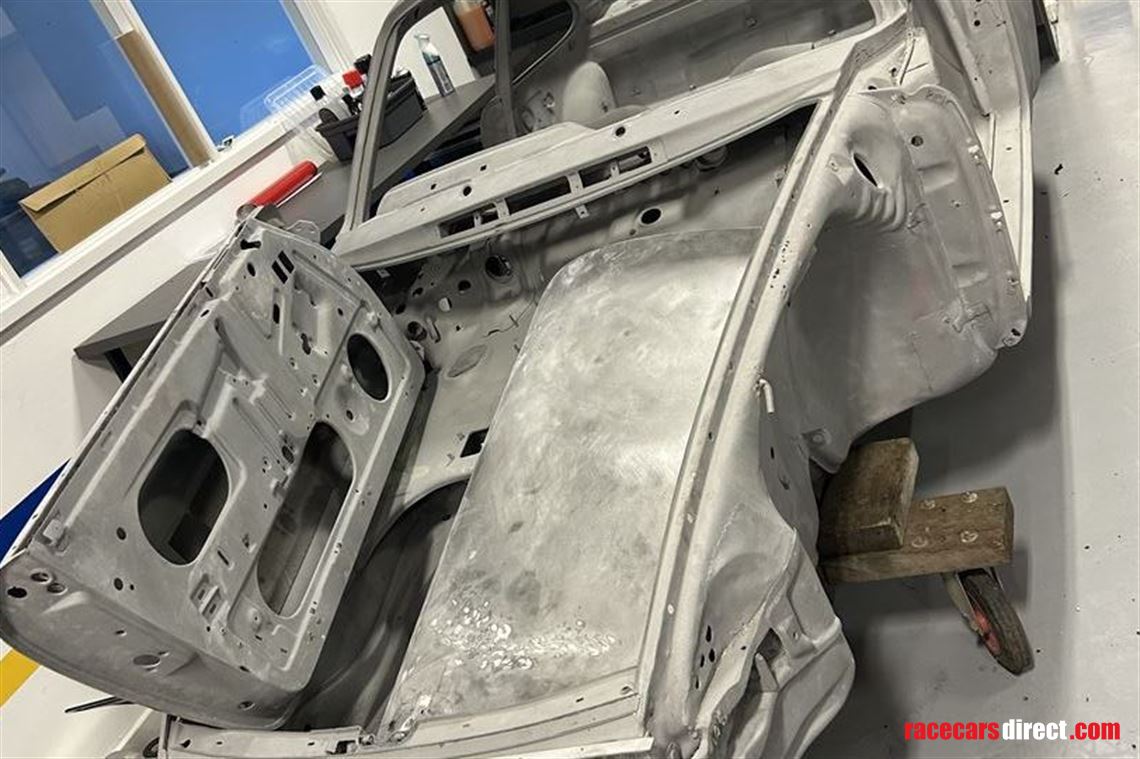 porsche-911-1984-shell