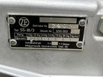 genuine-period-bmw-zf-s5-183-race-gearbox---r