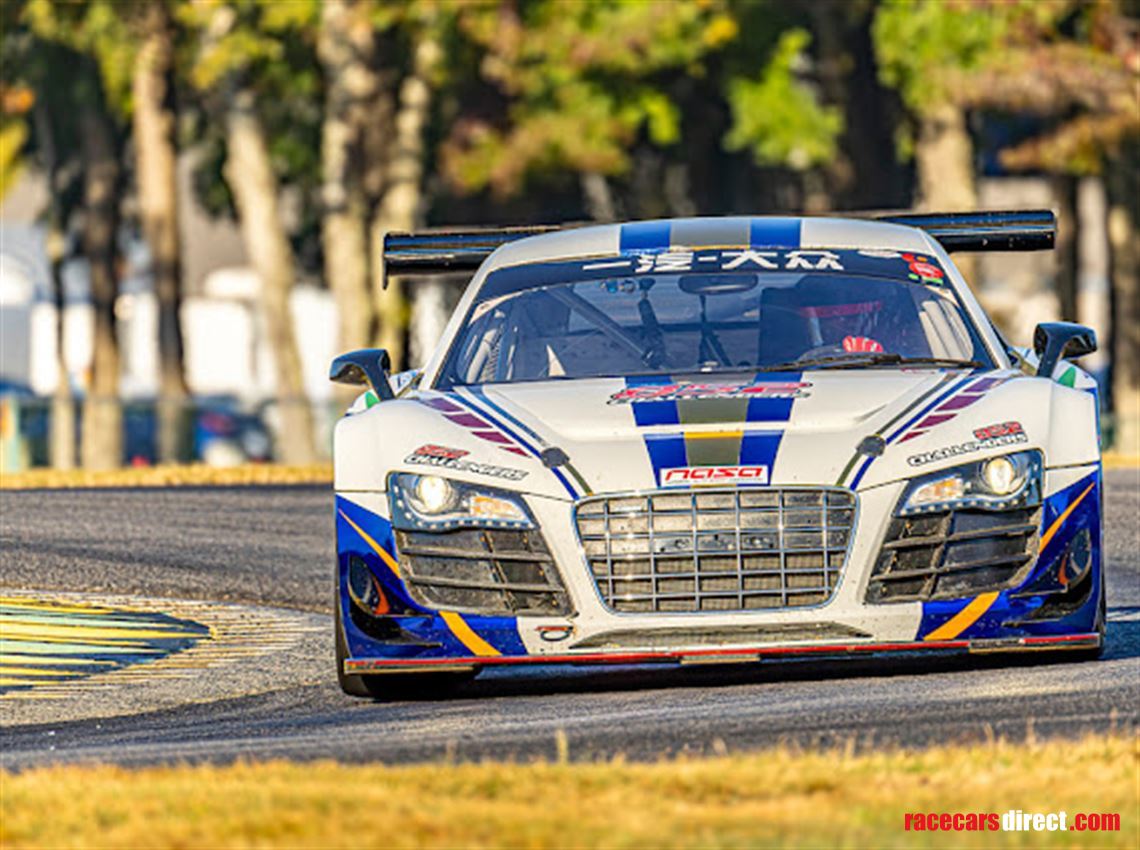 2011-audi-r8-lms-gt3