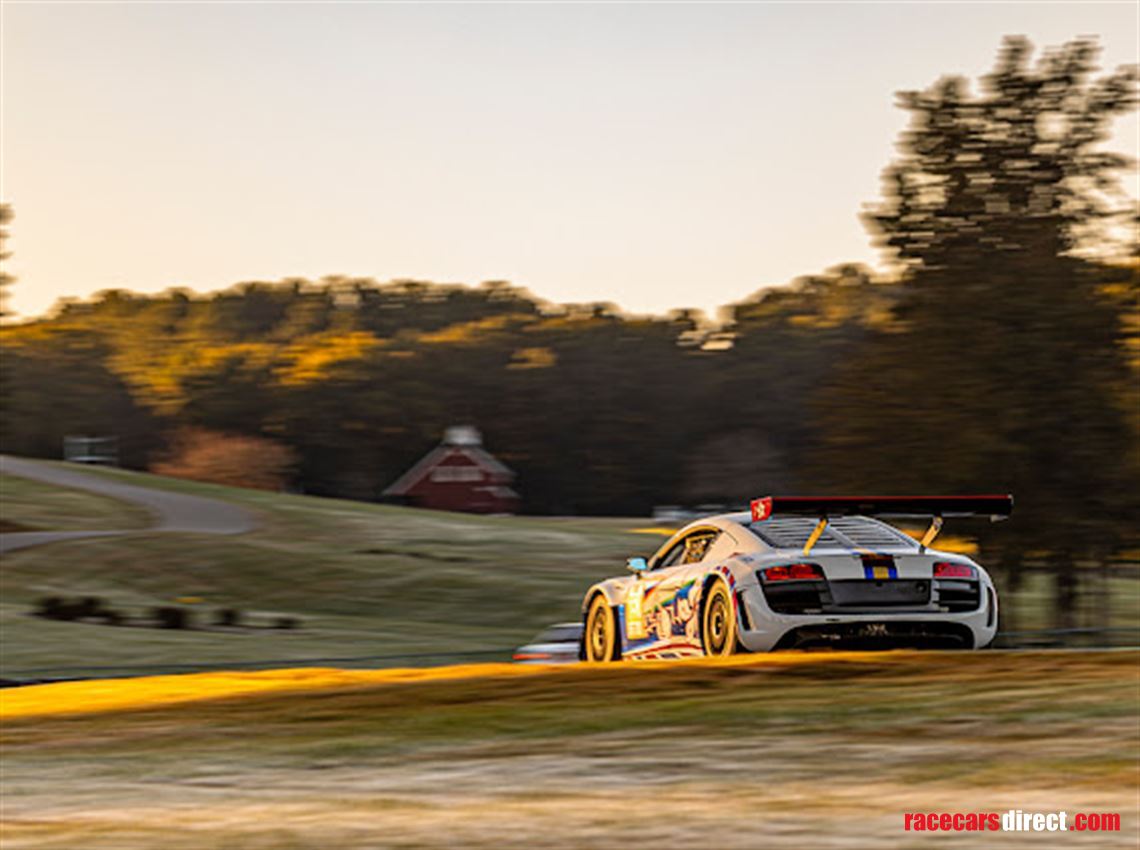 2011-audi-r8-lms-gt3