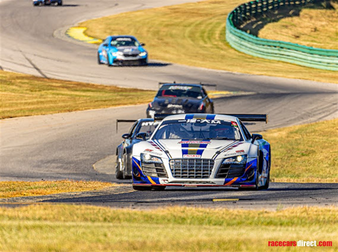 2011-audi-r8-lms-gt3