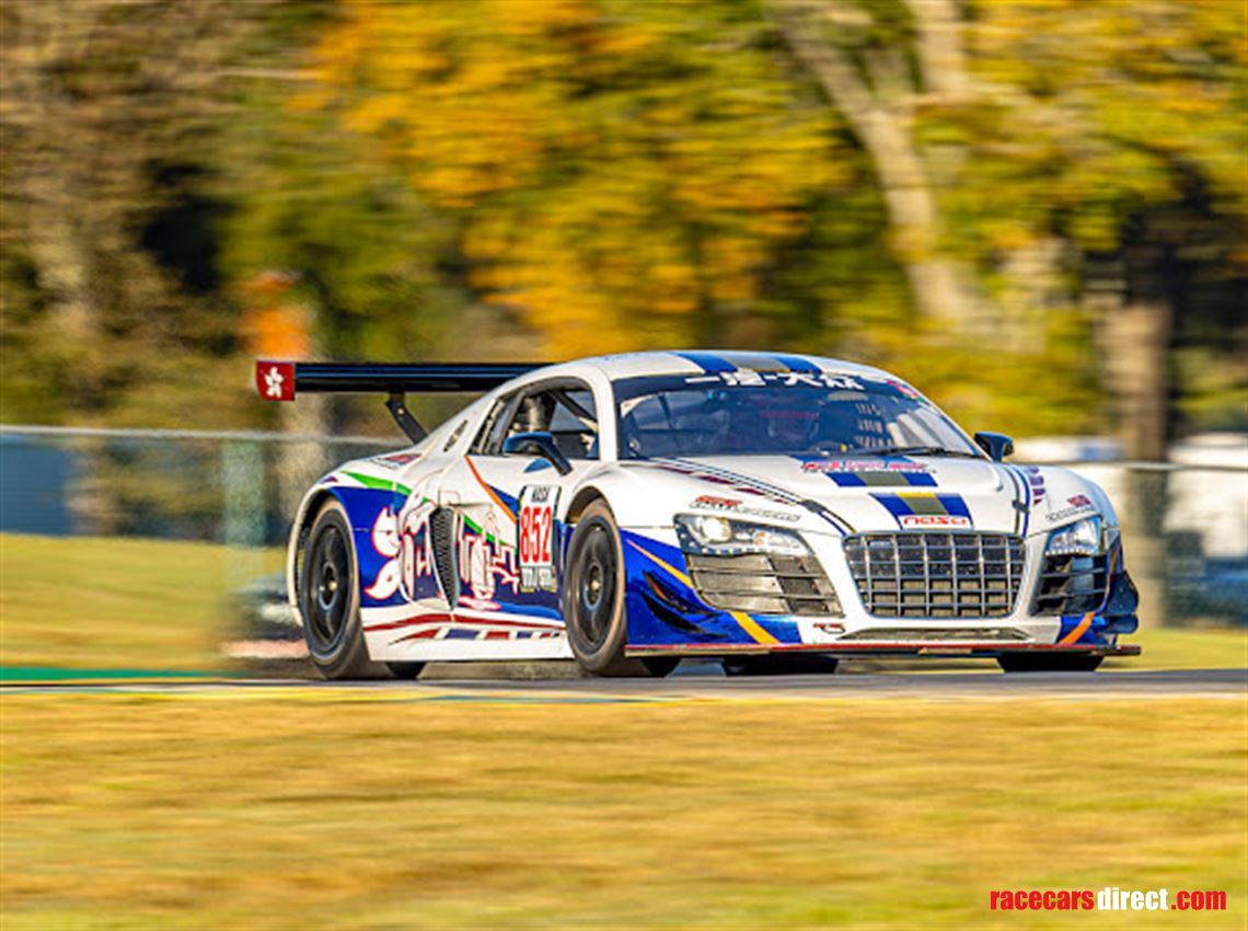 2011-audi-r8-lms-gt3