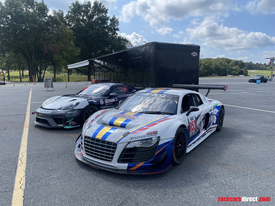 2011-audi-r8-lms-gt3