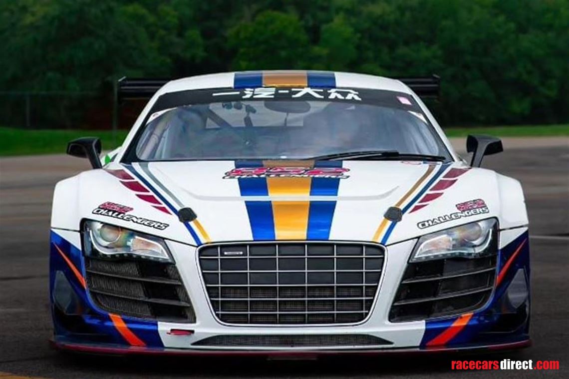 2011-audi-r8-lms-gt3