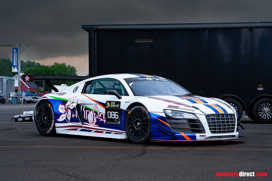 2011-audi-r8-lms-gt3