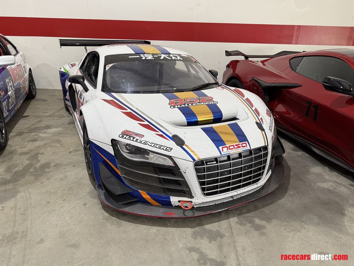 2011-audi-r8-lms-gt3