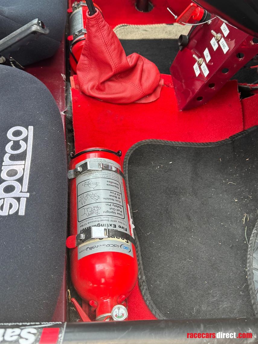 1992-mini-classic-rally-car