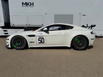2016-aston-martin-vantage-gt4---r15-106