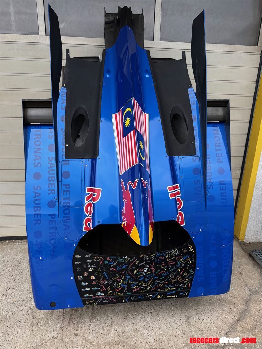 sauber-formula-1-c19-engine-cover-chassis-20