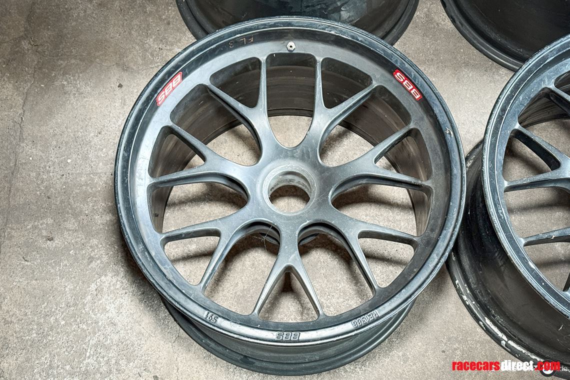 bmw-z4-gt3-wheels-used