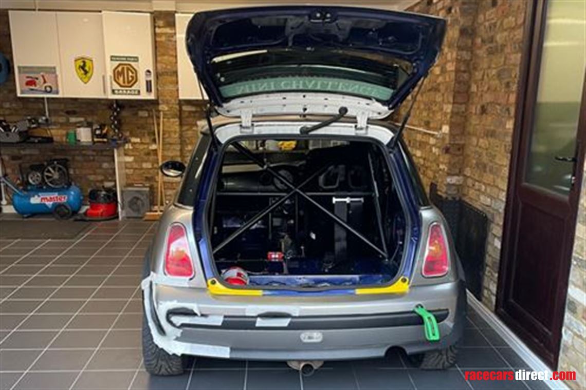 mini-challenge-x-lydia-walmsley-car