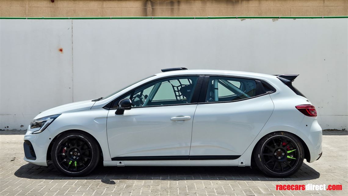 renault-clio-cup-car-starting-from-eur30000