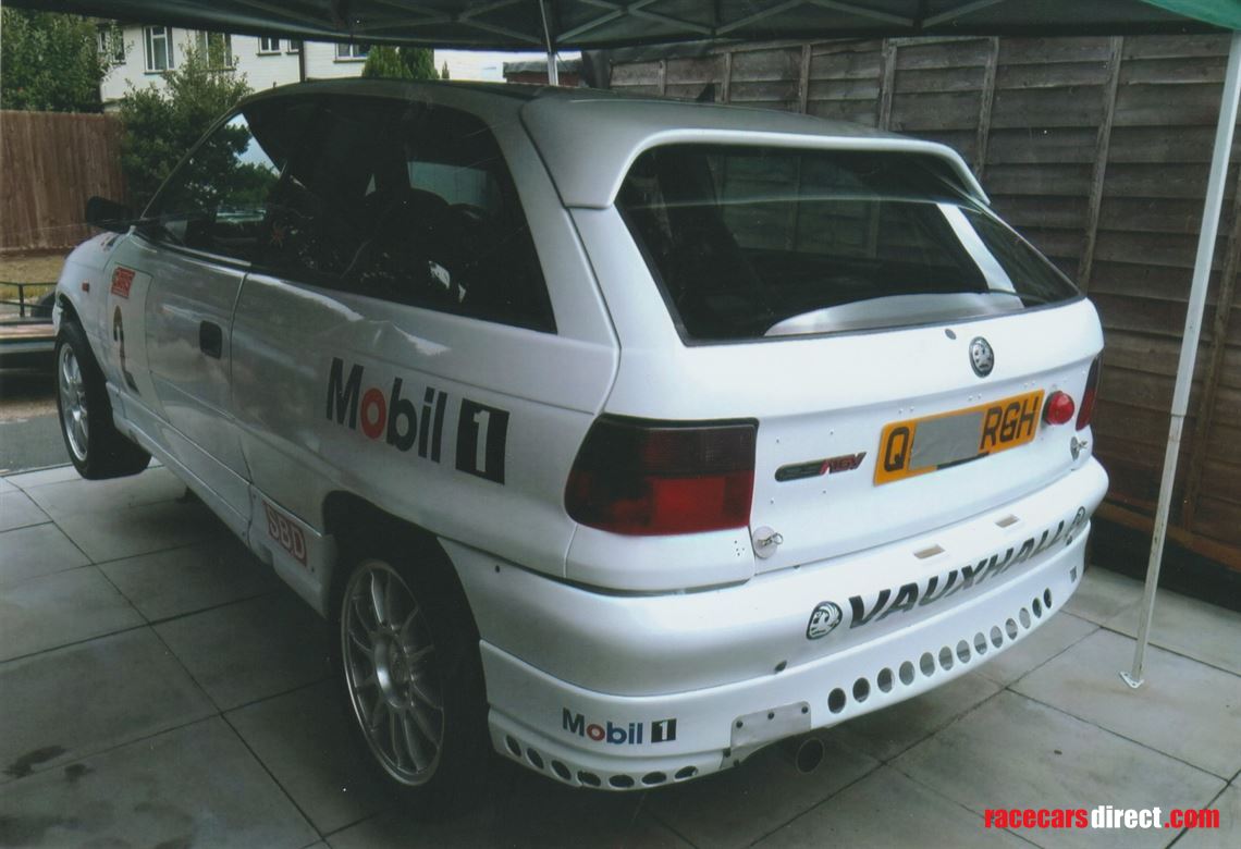 vauxhall-astra-gsi-mk3