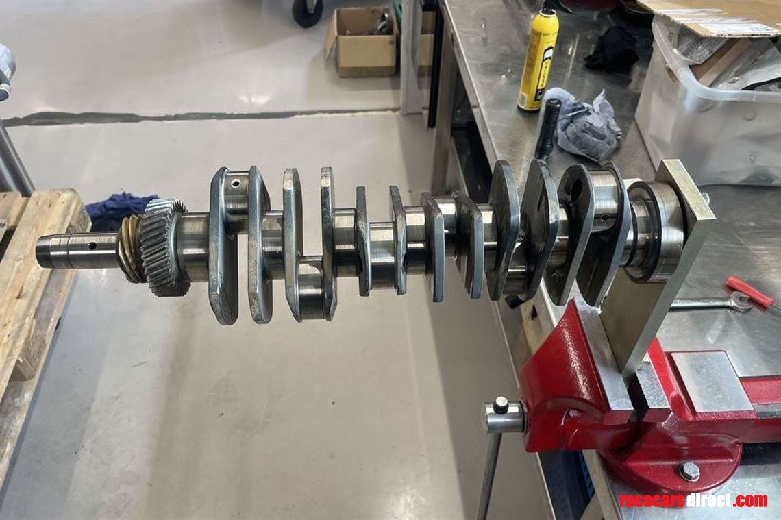 porsche-964-rsr-engine-39l-25785-kw-391-hp