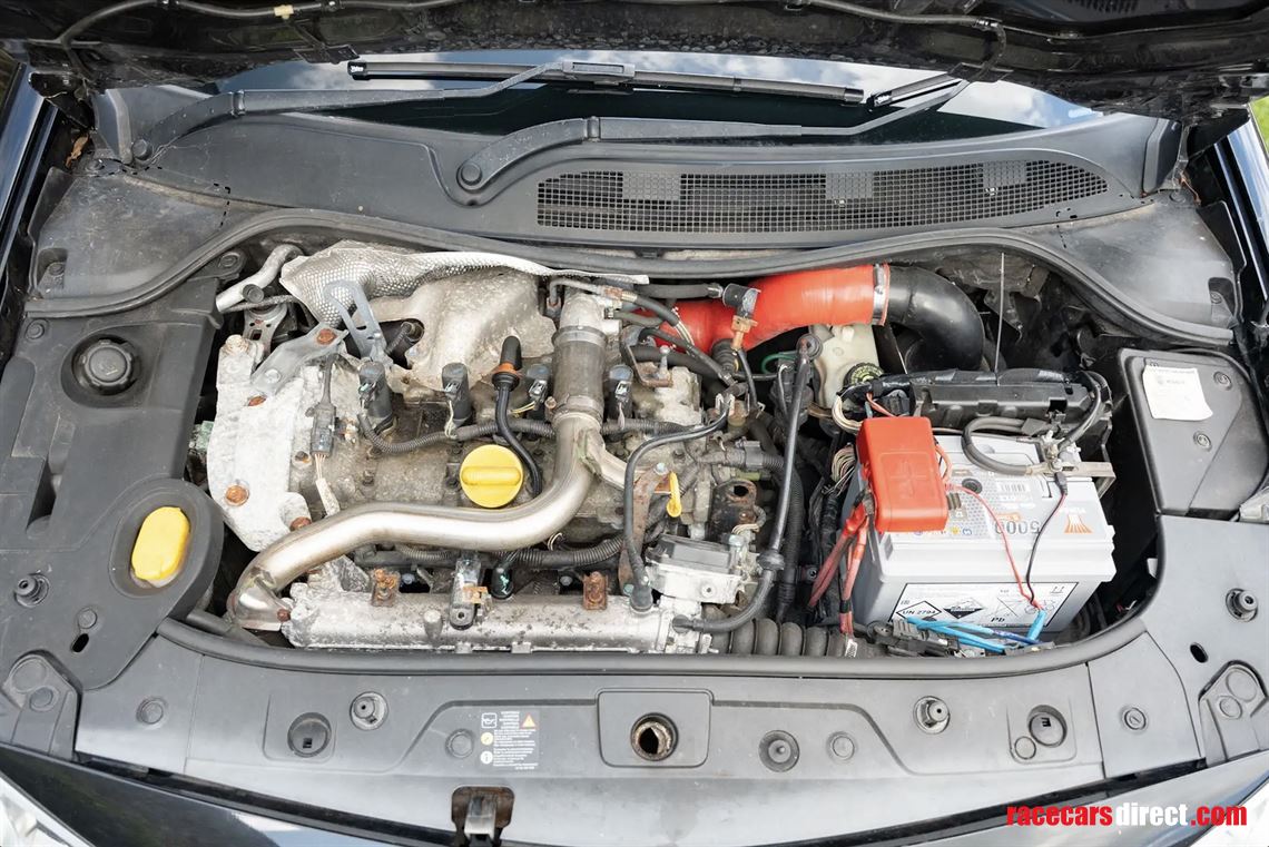 2007-renault-megane-rs-230-renault-f1-team-r2