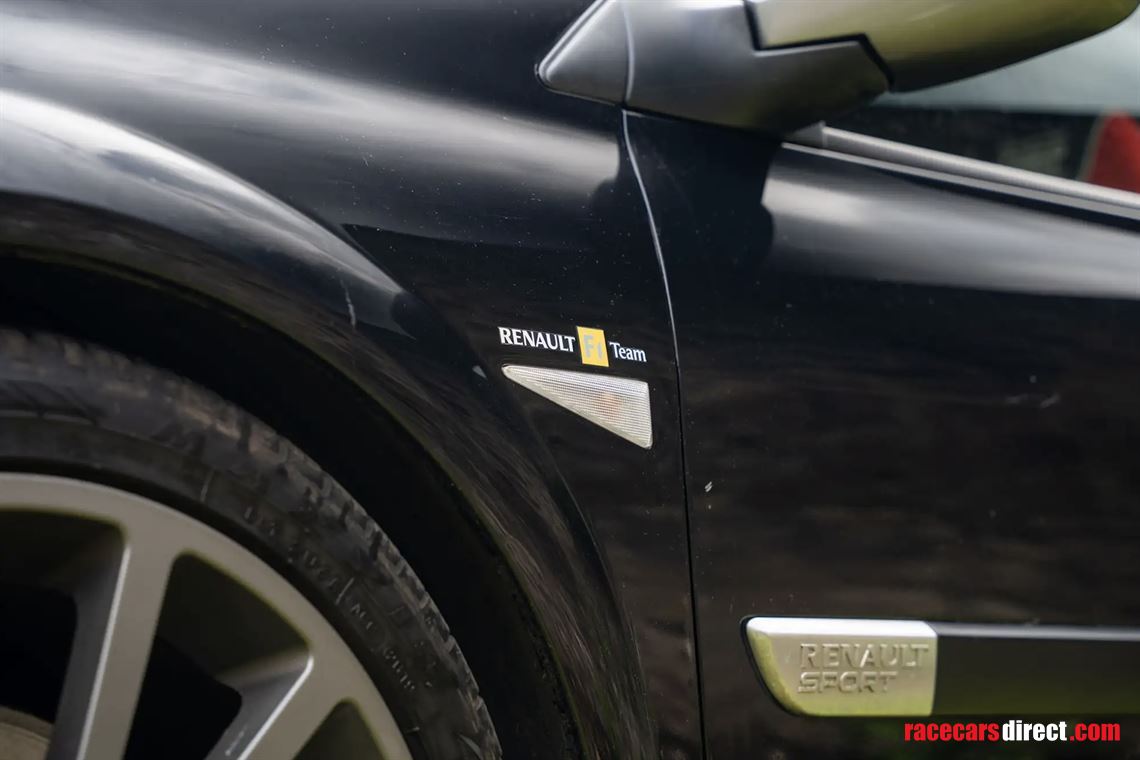 2007-renault-megane-rs-230-renault-f1-team-r2