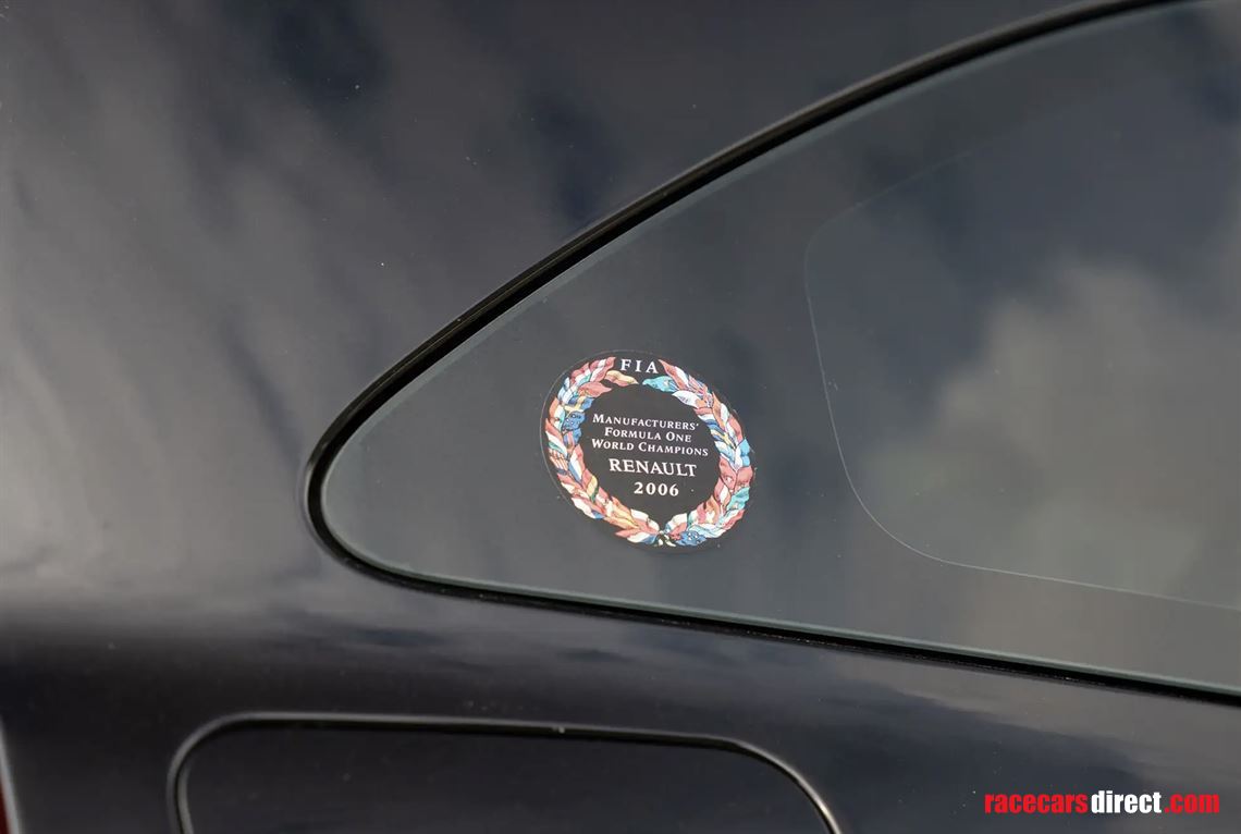 2007-renault-megane-rs-230-renault-f1-team-r2