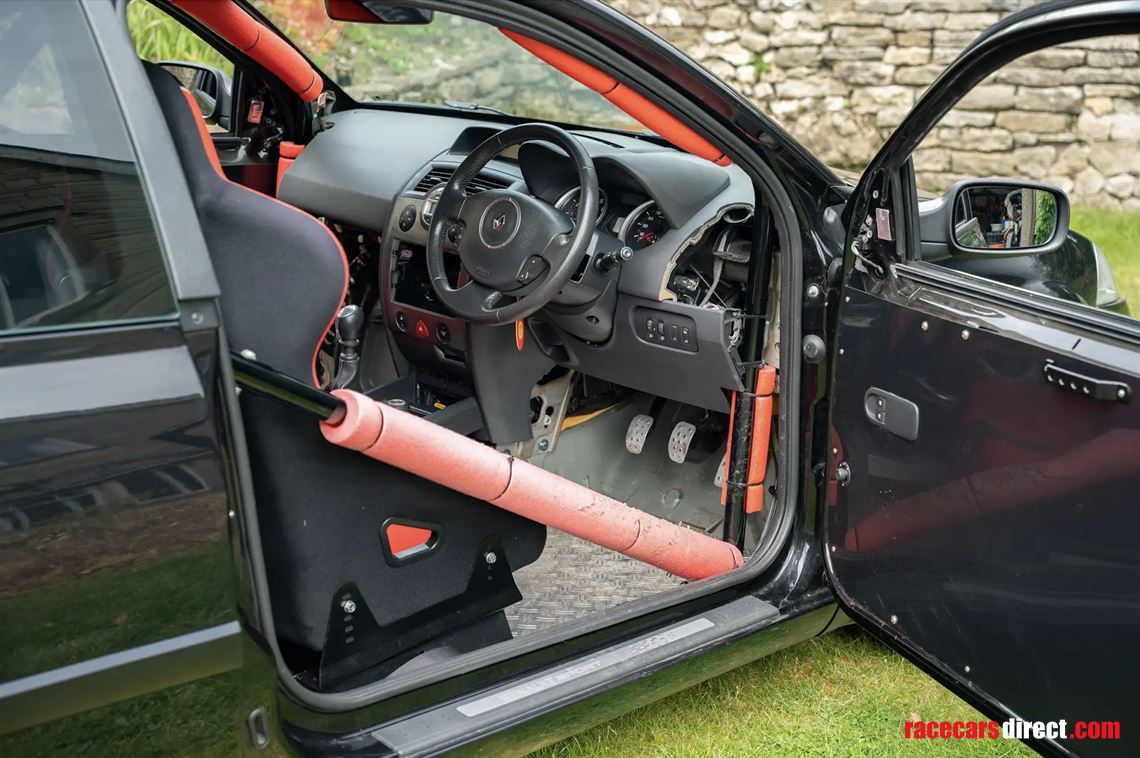 2007-renault-megane-rs-230-renault-f1-team-r2