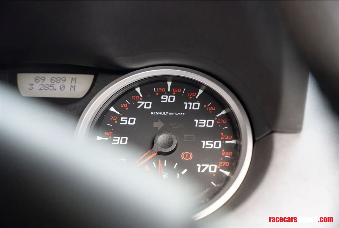 2007-renault-megane-rs-230-renault-f1-team-r2