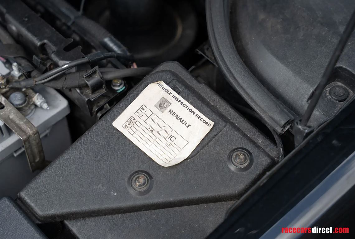 2007-renault-megane-rs-230-renault-f1-team-r2