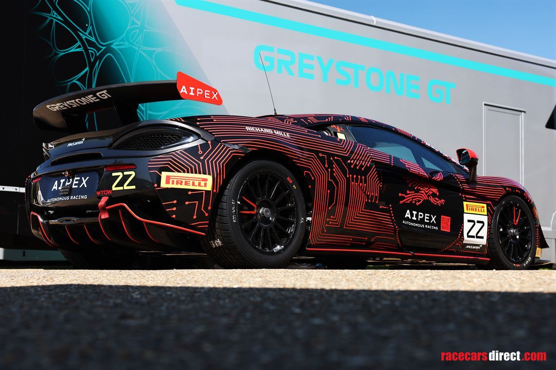 mclaren-570s-gt4-trophy-2020