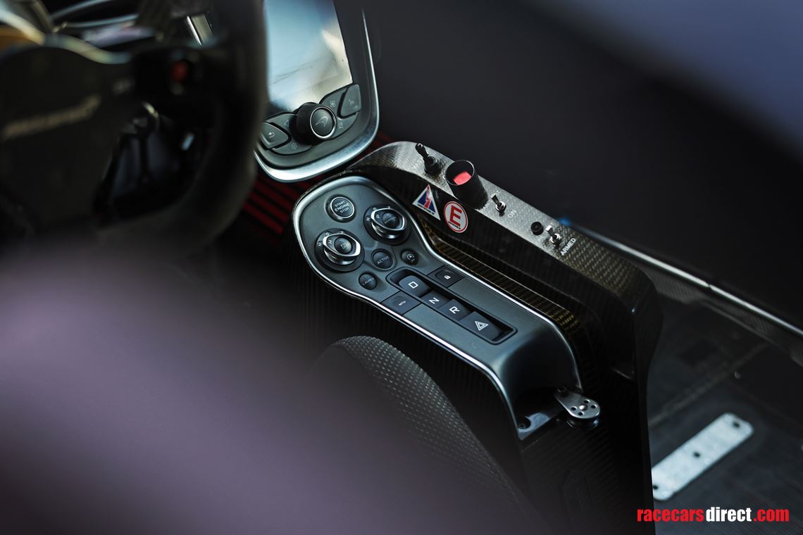 mclaren-570s-gt4-trophy-2020