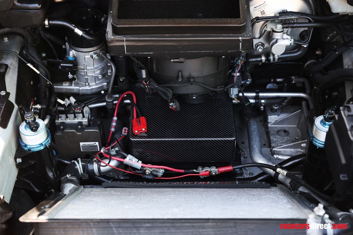 mclaren-570s-gt4-trophy-2020