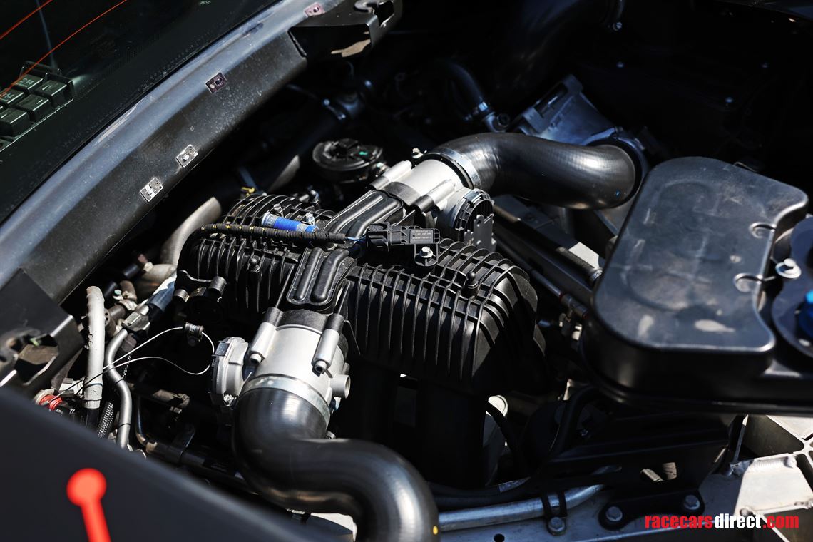 mclaren-570s-gt4-trophy-2020