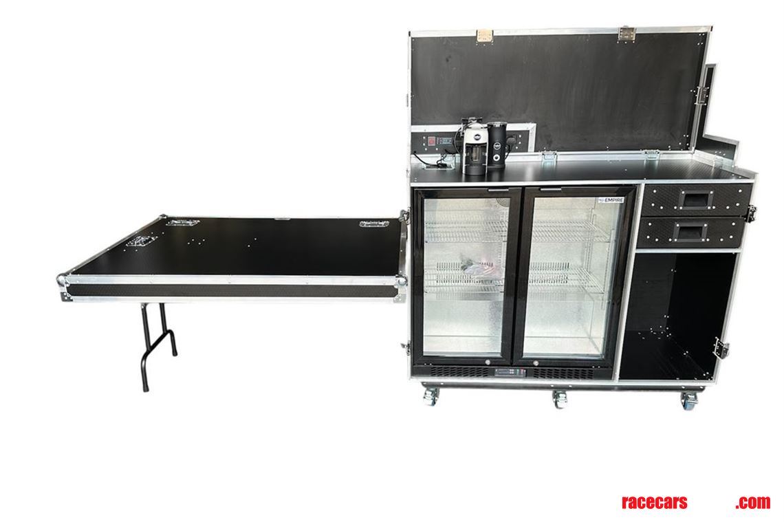 hospitality-case-with-fridge-coffee-machine-v