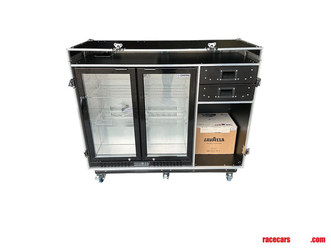 hospitality-case-with-fridge-coffee-machine-v