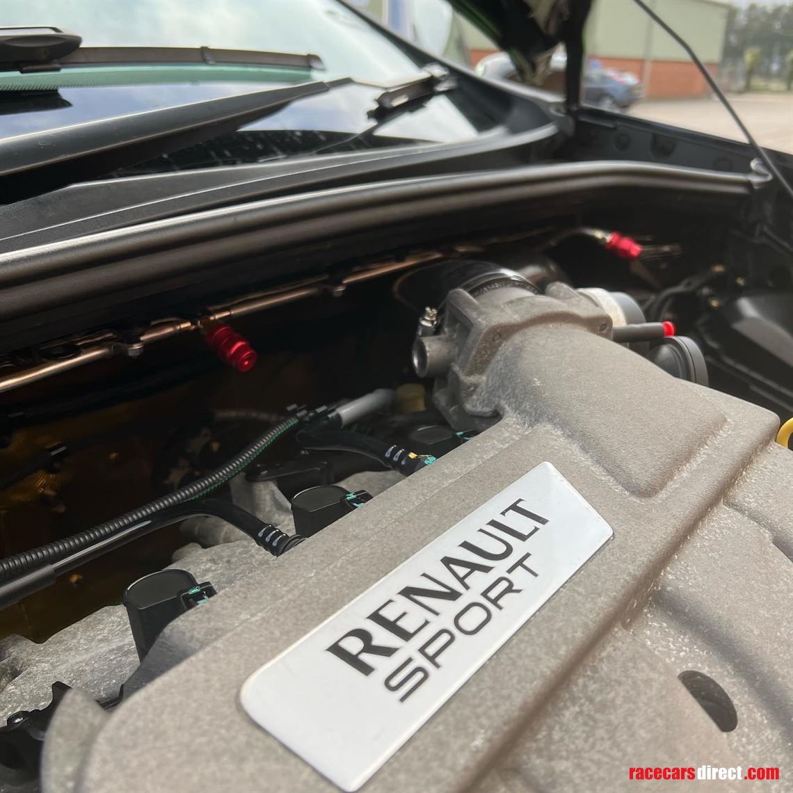 renault-clio-197-road-legal-track-car