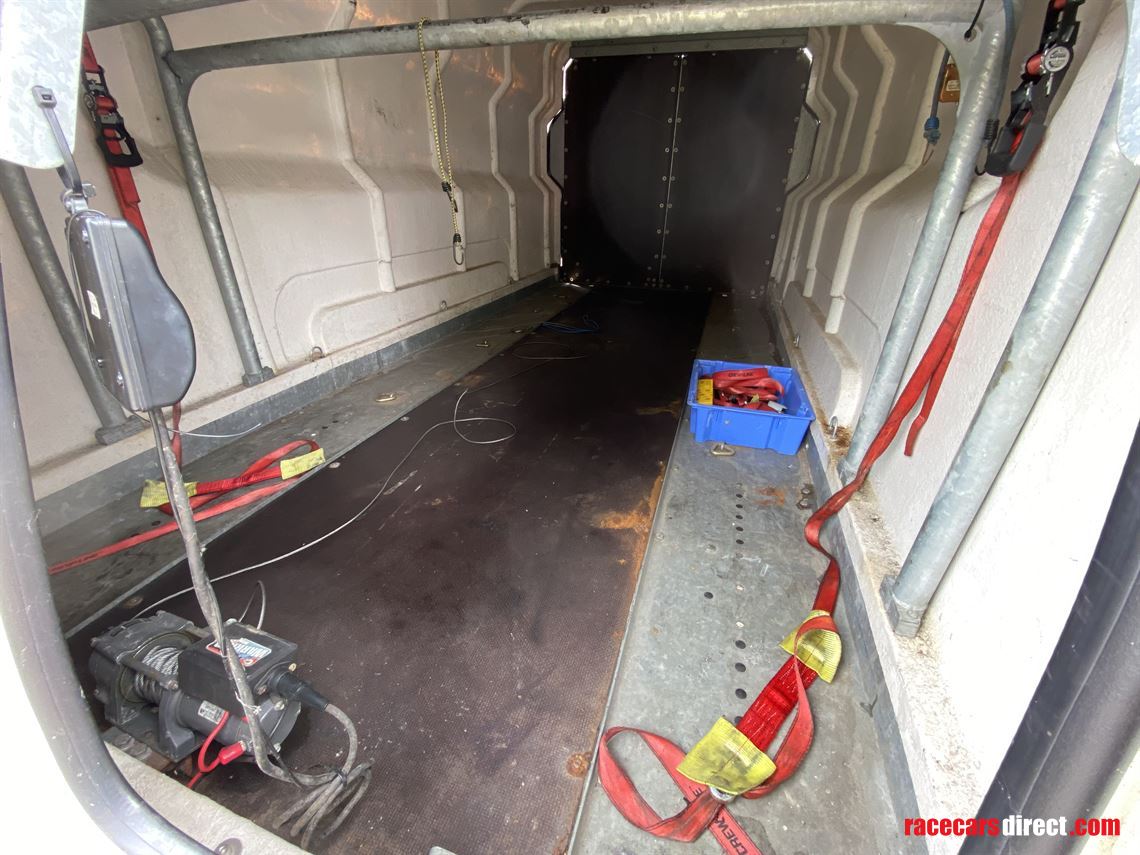 brian-james-box-trailer