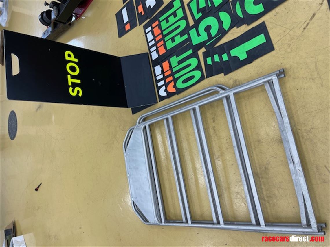 pit-boards-4-and-numbers-stop-board