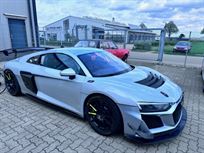 audi-r-8-gt4