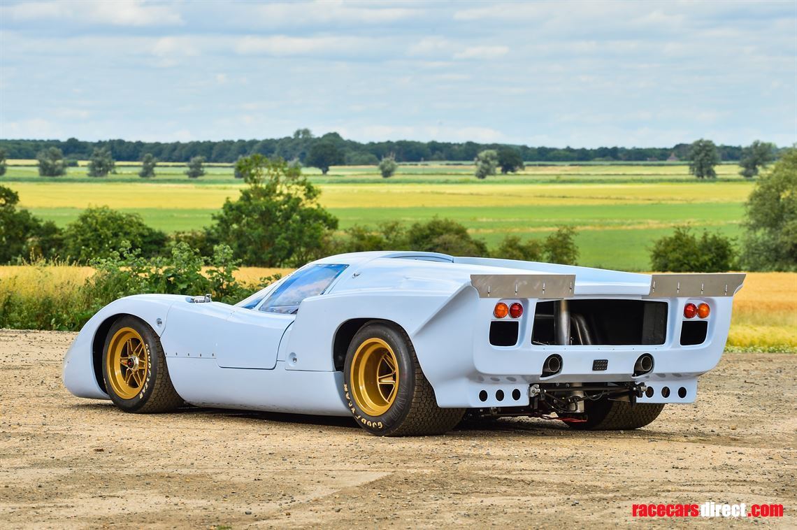 lola-t70-mk3b